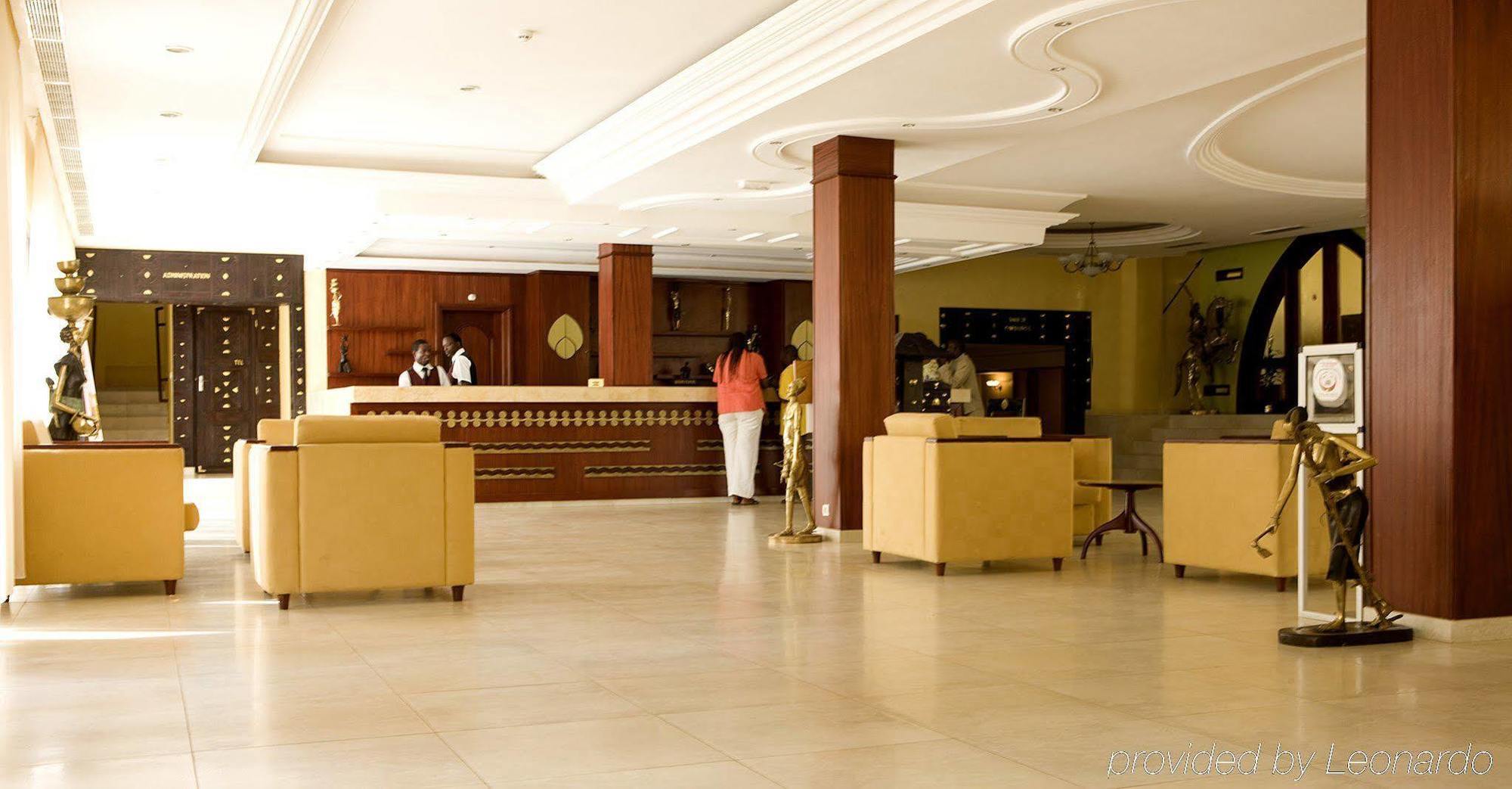 אואגדוגו Azalai Hotel Independance מראה חיצוני תמונה