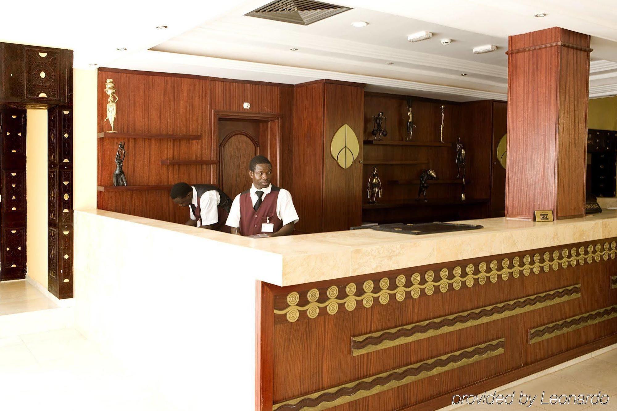 אואגדוגו Azalai Hotel Independance מראה חיצוני תמונה